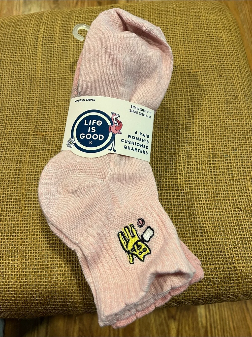 Life Is Good Pink Women's Cushioned Quarter Socks with Embroidered Cat
